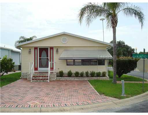 1008 Center Crest Blvd., Davenport, FL 33837