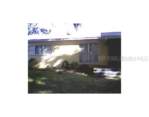 611 Crenshaw Lake Rd., Lutz, FL 33548