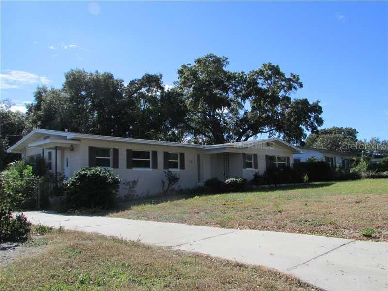 712 Avenue L, Winter Haven, FL 33880