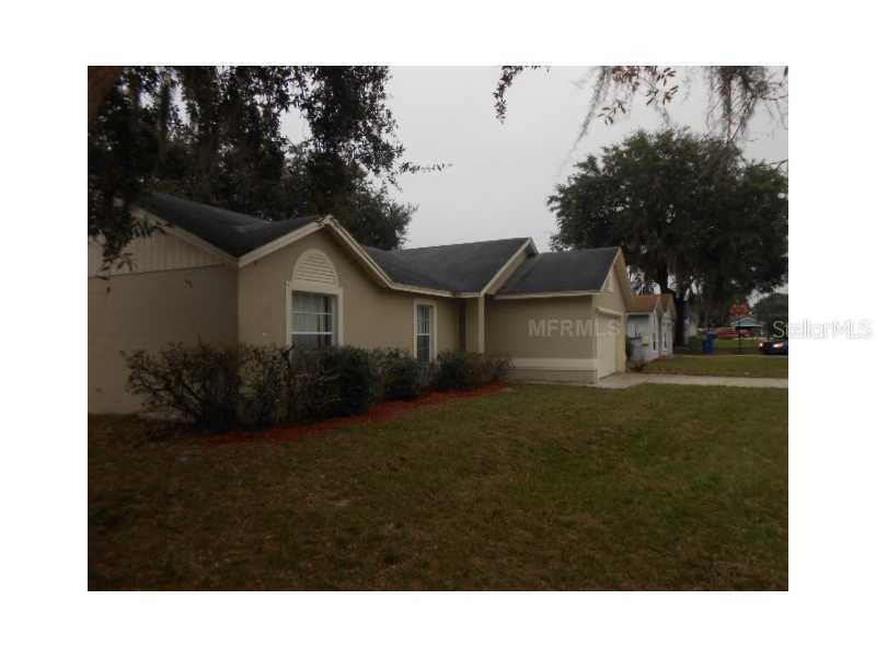1719 Terry Cir., Winter Haven, FL 33881