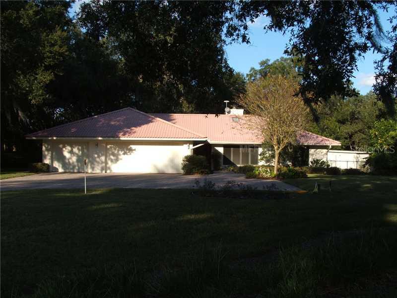 10 Vagabond Ln., Winter Haven, FL 33881