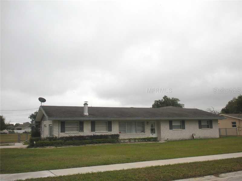 365 E Thelma St., Lake Alfred, FL 33850
