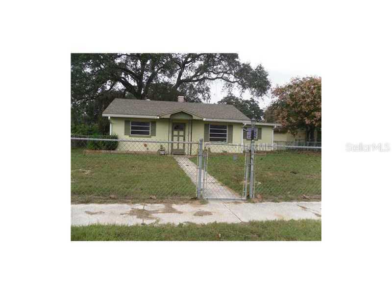 208 State St., Davenport, FL 33837