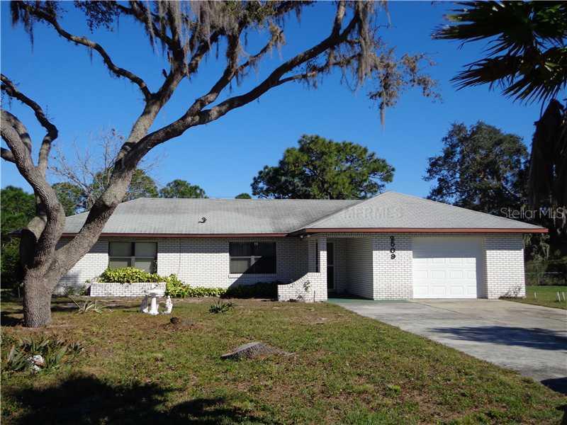 2509 Cedarwood Dr., Lake Wales, FL 33898