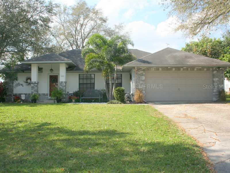 805 Cambridge Way, Lake Wales, FL 33853