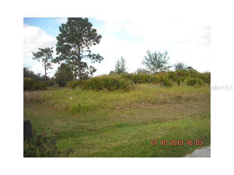 826 Jarnac Dr., Poinciana, FL 34759