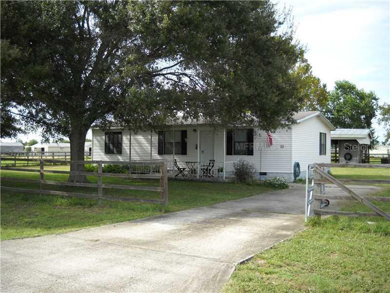 52 Cactus Cir., Winter Haven, FL 33880