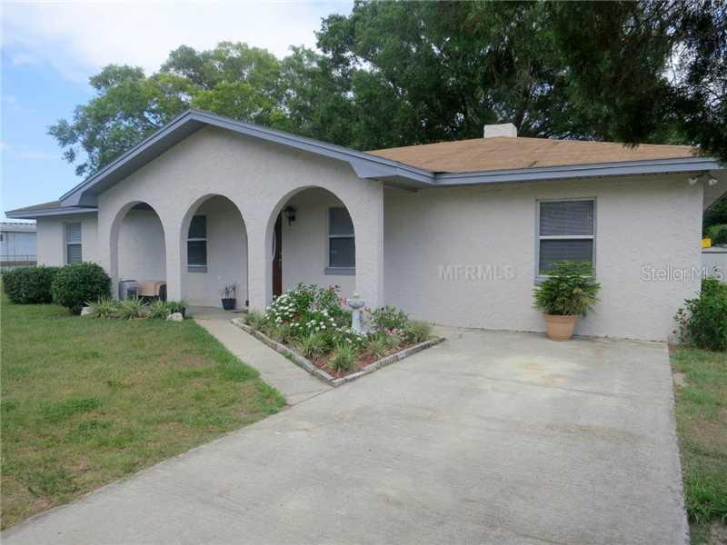 156 Cypress St., Winter Haven, FL 33880