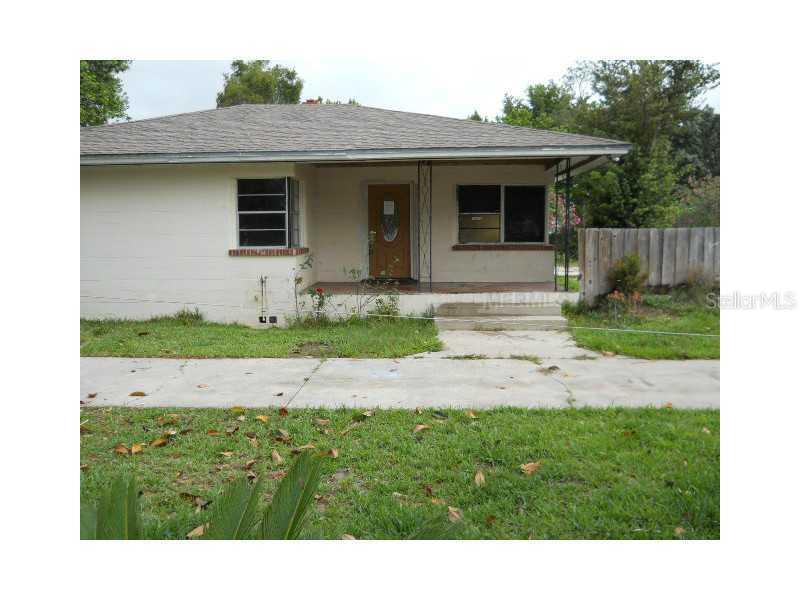 15 E Grove Ave., Lake Wales, FL 33853
