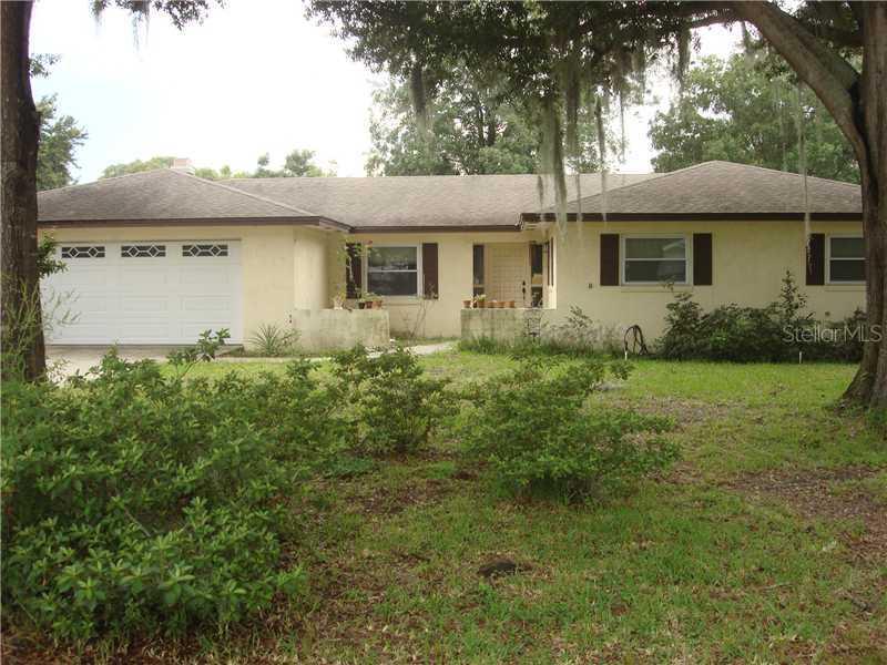 117 Pine Tree Ln., Auburndale, FL 33823