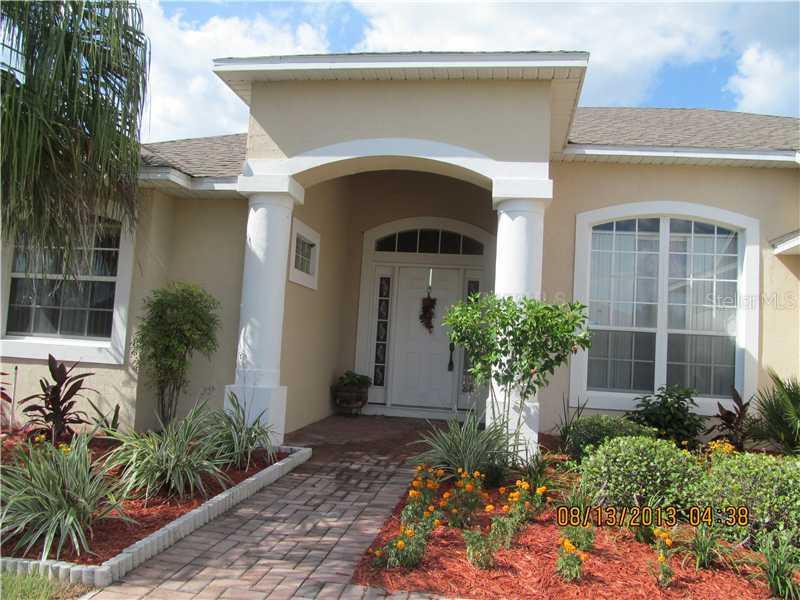 421 Dolcetto Dr., Davenport, FL 33897