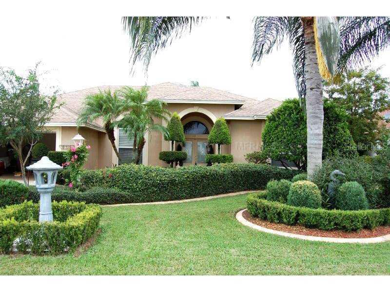 308 Ruby Lake Ln., Winter Haven, FL 33884