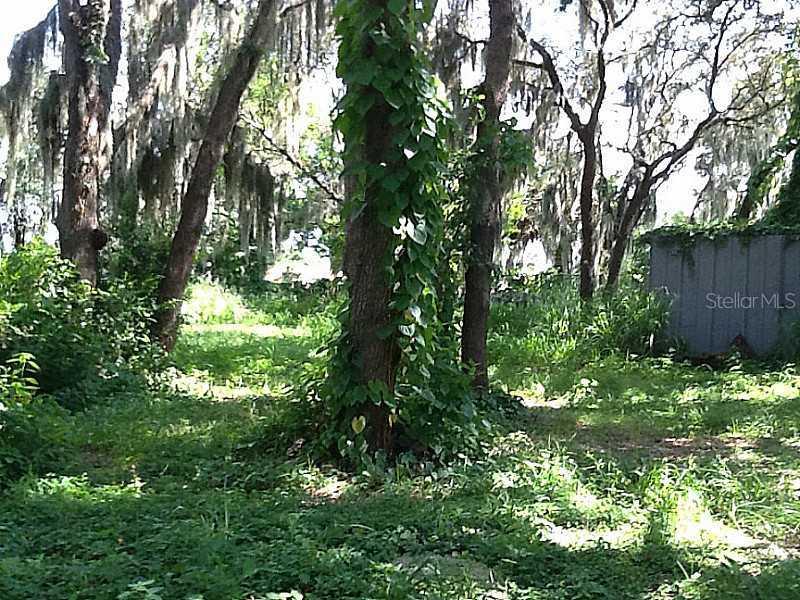 Bishop St., Auburndale, FL 33823