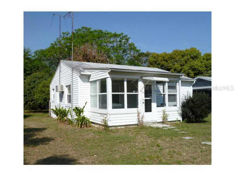 114 Nelson St., Auburndale, FL 33823