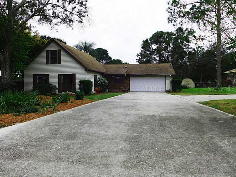 2028 Overlook Dr., Winter Haven, FL 33884