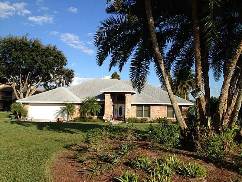 122 W Juliana Way, Auburndale, FL 33823