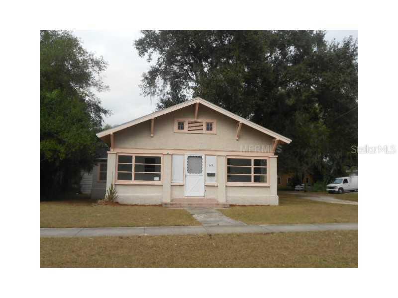 661 Avenue B, Winter Haven, FL 33881