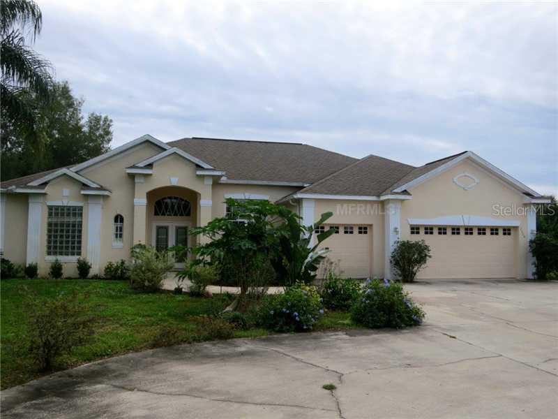 2664 Country Club Rd., Winter Haven, FL 33881