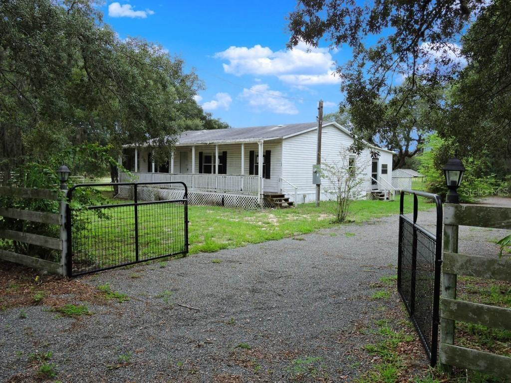 106 Anderson Rd., Lake Wales, FL 33898