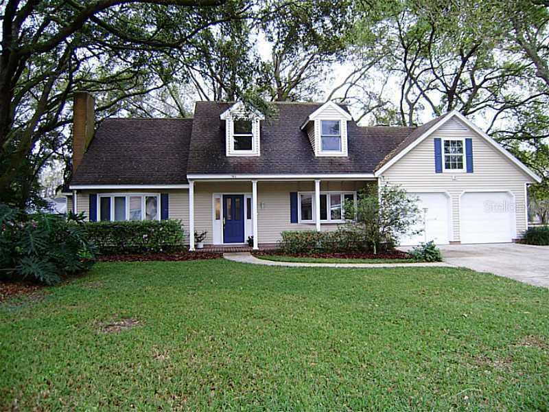 901 Oakway Dr., Auburndale, FL 33823