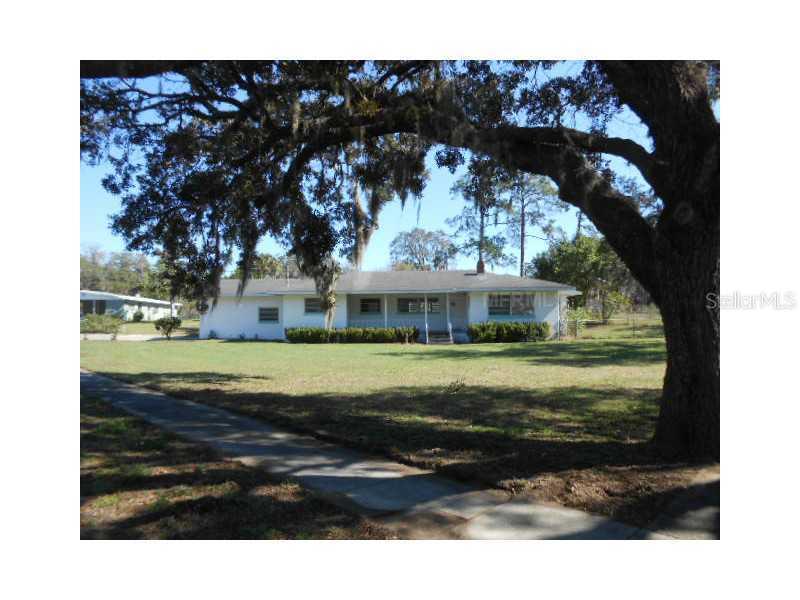 302 E Lemon St., Davenport, FL 33837