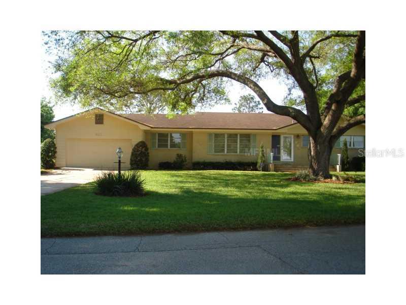 411 S Lake Florence Dr., Winter Haven, FL 33884