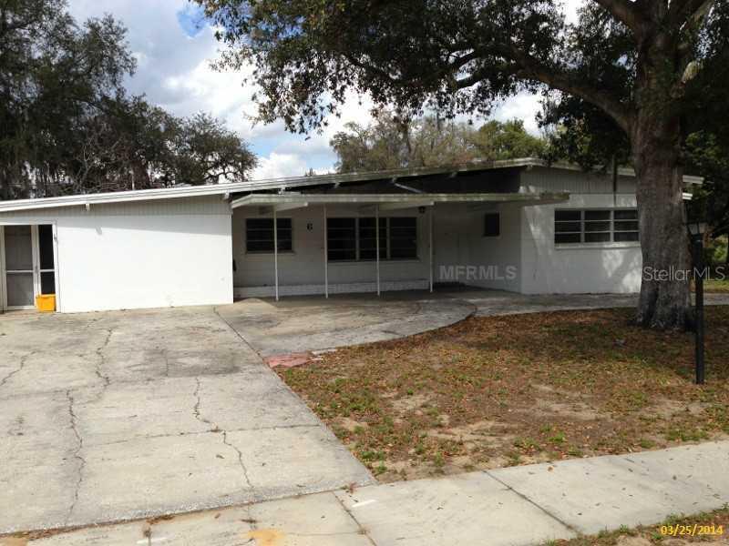 6 E Orange St., Davenport, FL 33837