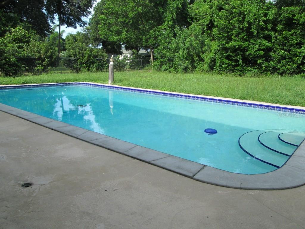 922 Strathmore Pl., Lake Wales, FL 33853