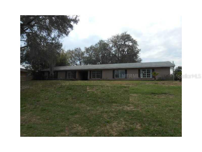 307 E Cypress St., Davenport, FL 33837