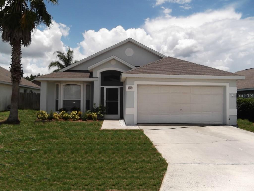 217 Queen Mary Dr., Davenport, FL 33837