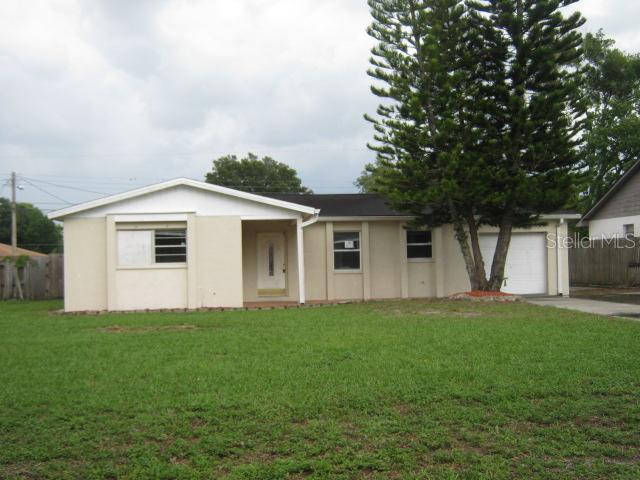 1624 Dolphin Dr., Lakeland, FL 33801