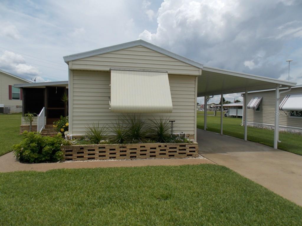 105 Candlewood Dr., Lake Wales, FL 33898