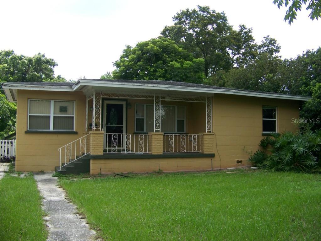 912 Strathmore Pl., Lake Wales, FL 33853