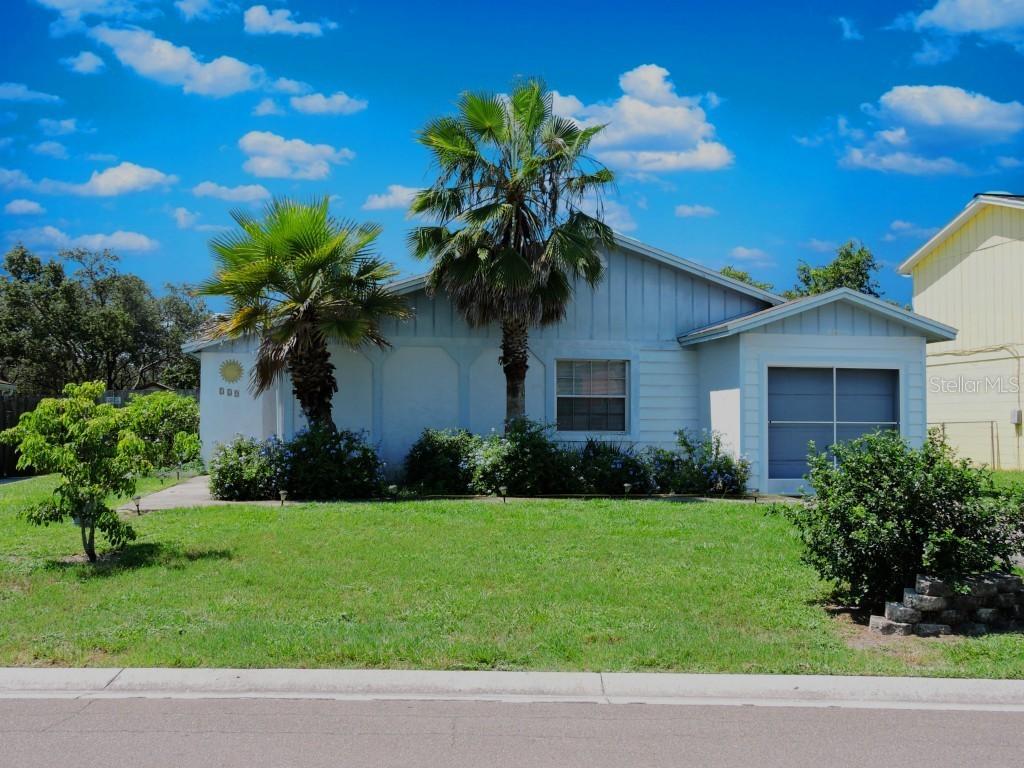 729 Waterbridge Dr., Winter Haven, FL 33880