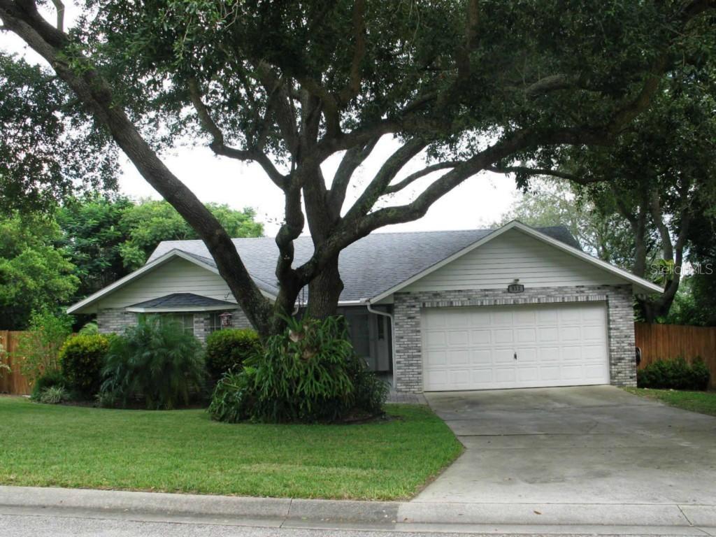 812 Cambridge Way, Lake Wales, FL 33853
