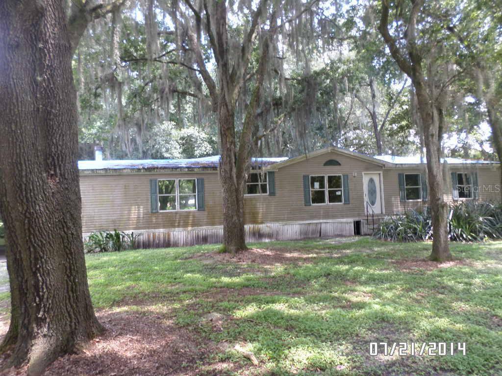 306 Delon Ct., Auburndale, FL 33823