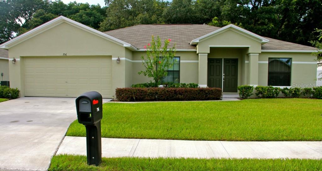 756 Barrister Dr., Auburndale, FL 33823