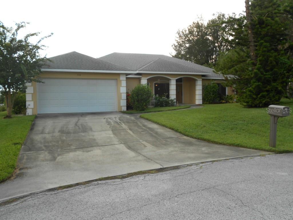910 Hillside Ct., Winter Haven, FL 33881