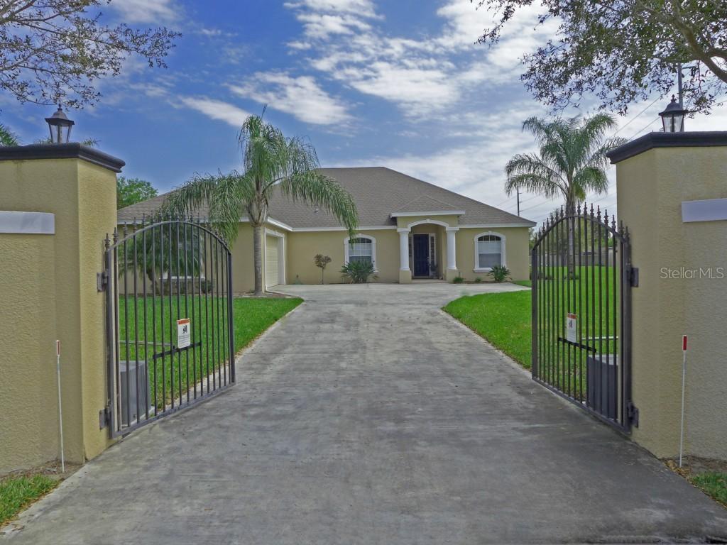 2615 Eloise Loop Rd., Winter Haven, FL 33884