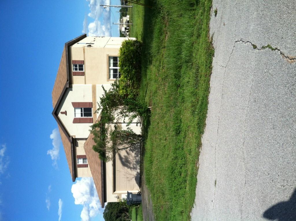 1045 Sabine Pl., Poinciana, FL 34759