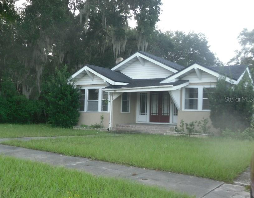 236 E Seminole Ave., Lake Wales, FL 33853