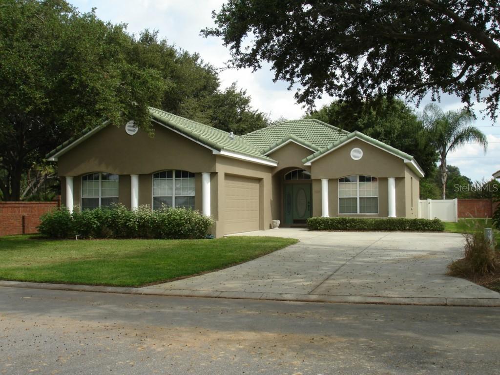 200 Lake Region Blvd., Winter Haven, FL 33881