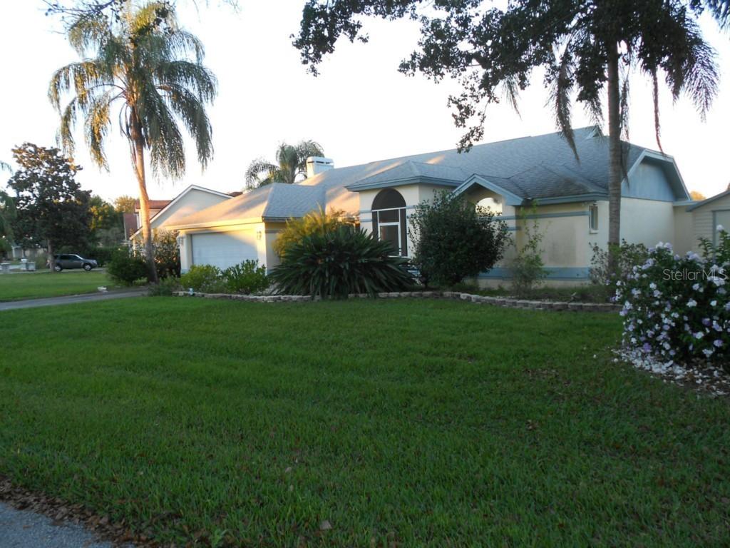 426 Somerset Dr., Auburndale, FL 33823