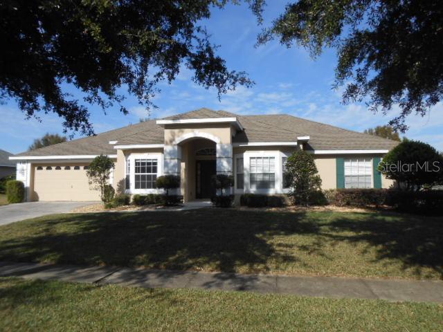 135 Costa Loop, Auburndale, FL 33823
