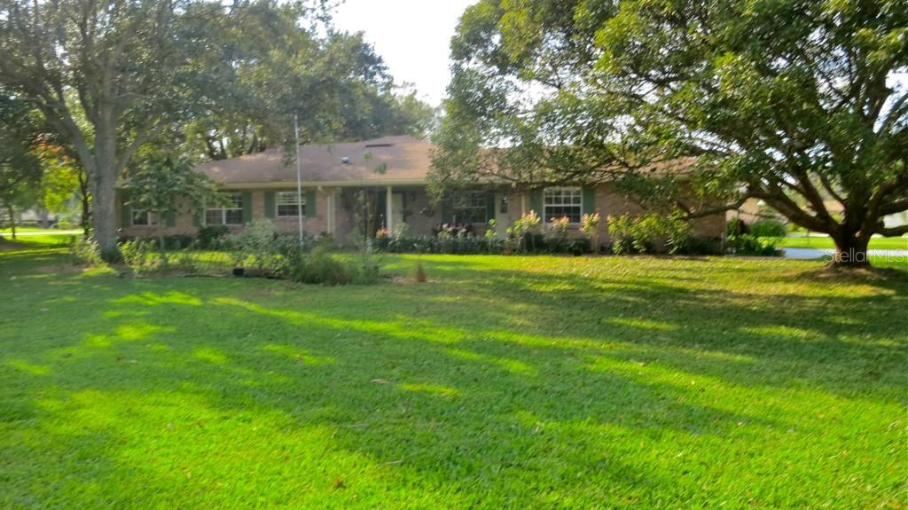 408 Birksdale Ct., Winter Haven, FL 33884