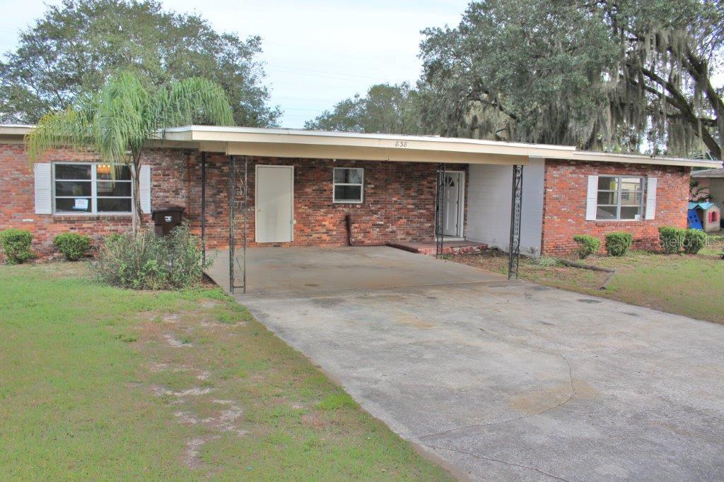 838 Blackwood Dr., Lake Wales, FL 33898