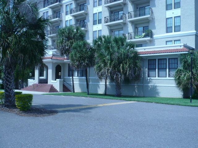 235 6th St. #501, Winter Haven, FL 33881