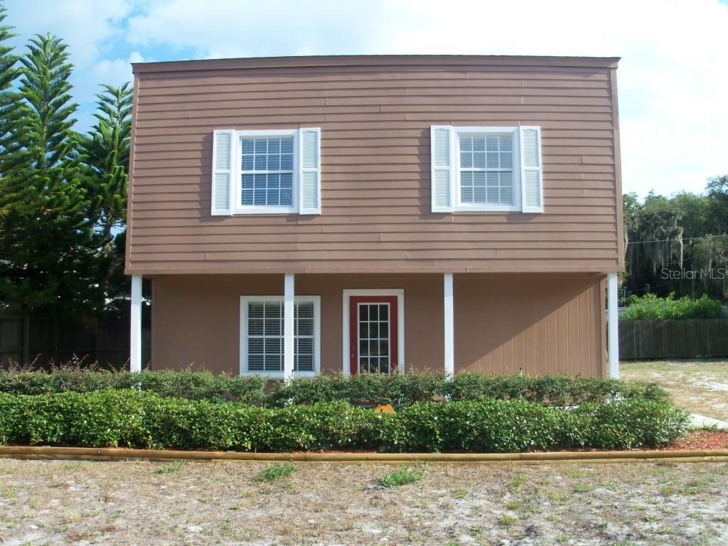 103 Illinois Ave., Auburndale, FL 33823