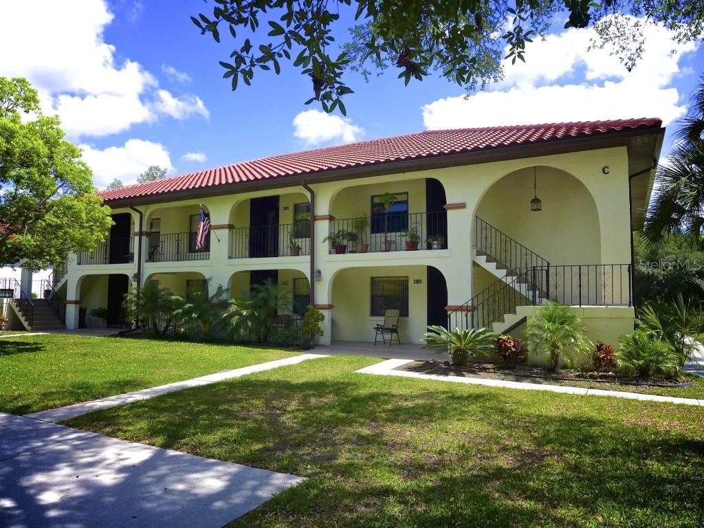 2009 Granada Ct. #5, Lake Wales, FL 33898