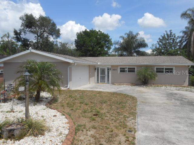 834 17th Ter., Winter Haven, FL 33881